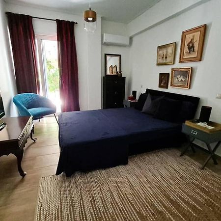 Modern Apt In The Heart Of Glyfada - Literally!! 雅典 外观 照片
